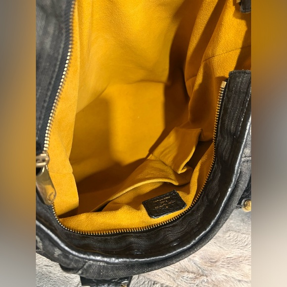 ‼️SOLD‼️HP🎉Louis Vuitton Denim Neo Cabby GM🤍 (Box & Dustbag included) - Picture 10 of 13